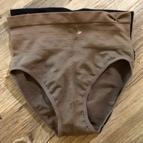 $10 CLEARANCE! Skinny Girl Shaping Seamless Brief Two-Pack - Picture 5 of 7